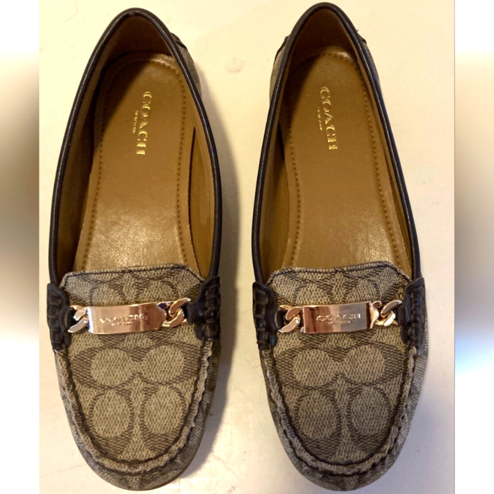 COACH WOMEN LOAFER FLAT SHOE Sz 8.5B GOLD TONE BUCKLE OLIVE BROWN